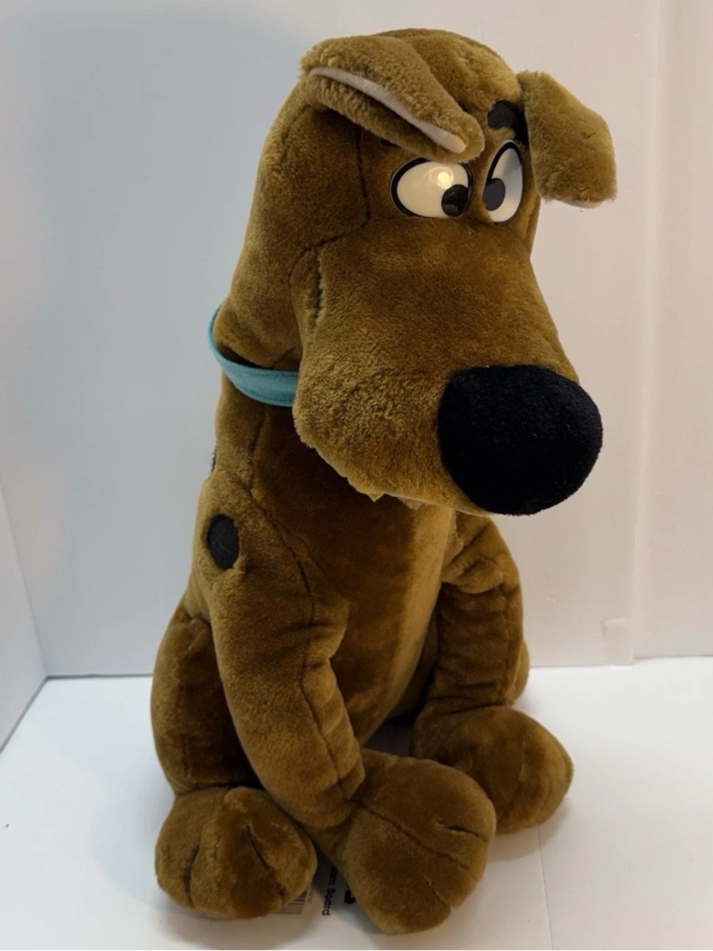 The Cartoon Network scooby doo plush figurine